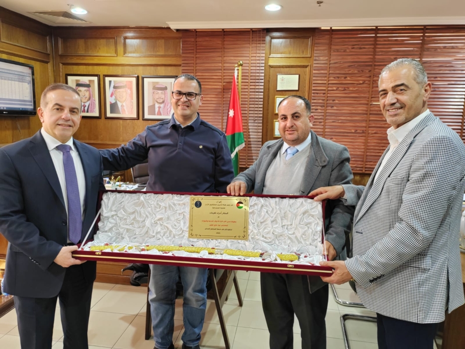لقاء تكريمي لمدير عام الأحوال المدنية غيث الطيب