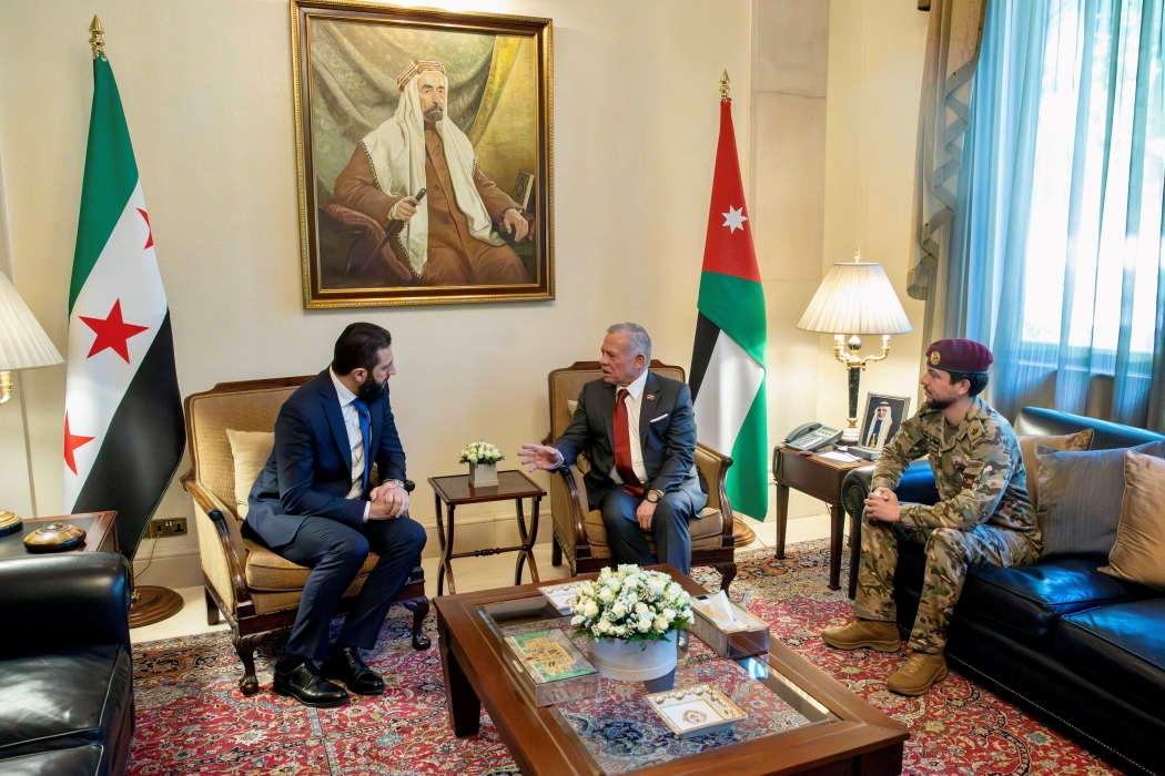 الملك يلتقي الرئيس السوري ويجدد التأكيد على دعم الأردن للأشقاء السوريين في إعادة بناء بلدهم
