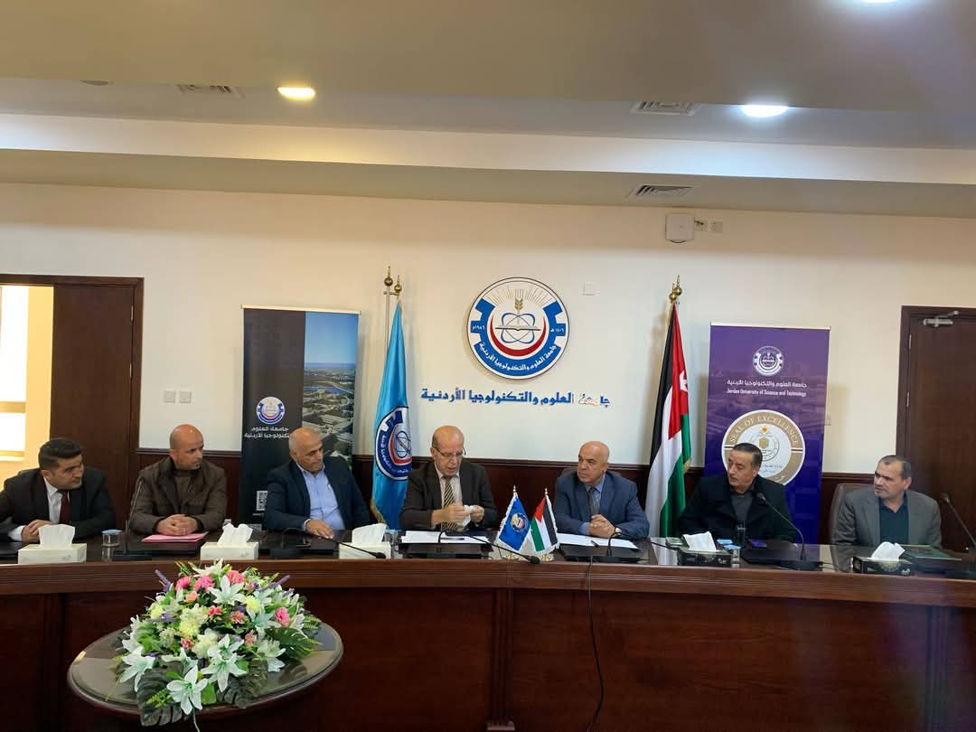 تجديد اتفاقية التعاون بين مؤسسة المتقاعدين العسكريين وجامعة العلوم والتكنولوجيا...صور