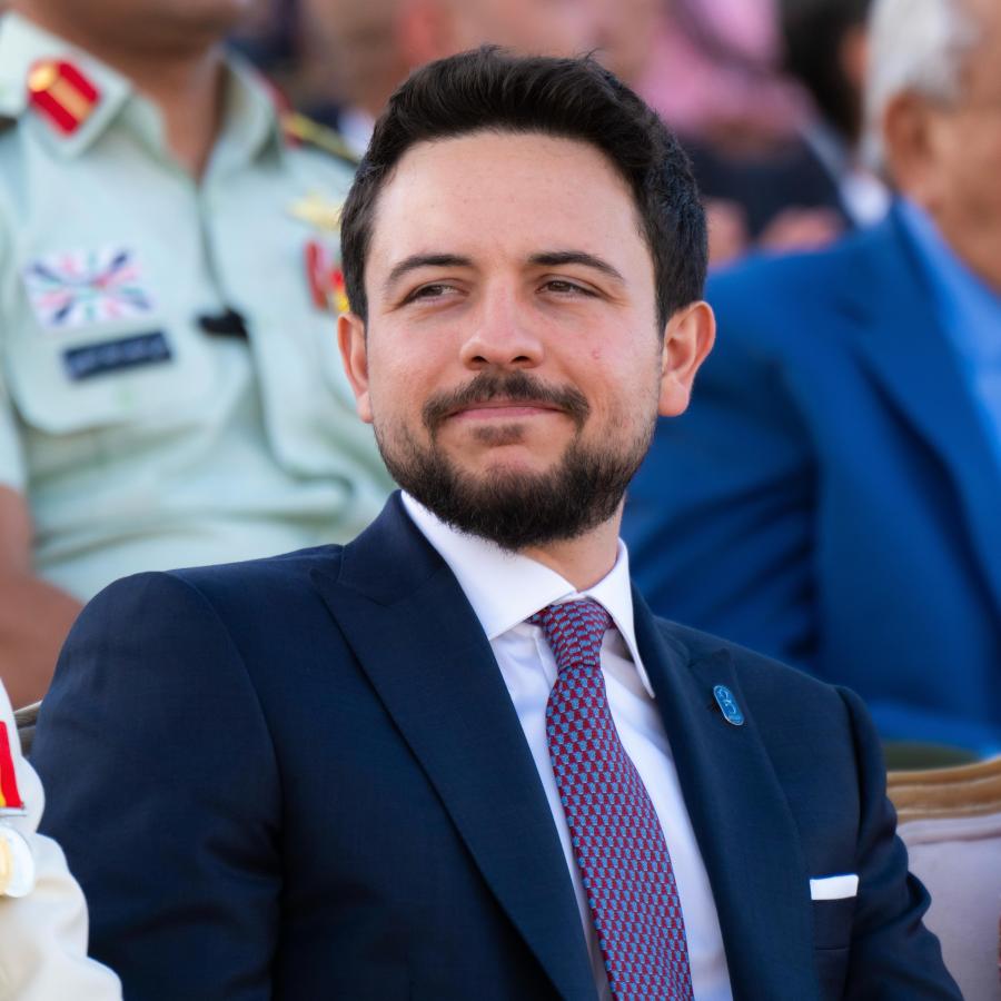 ولي العهد يهنئ بذكرى تعريب قيادة الجيش