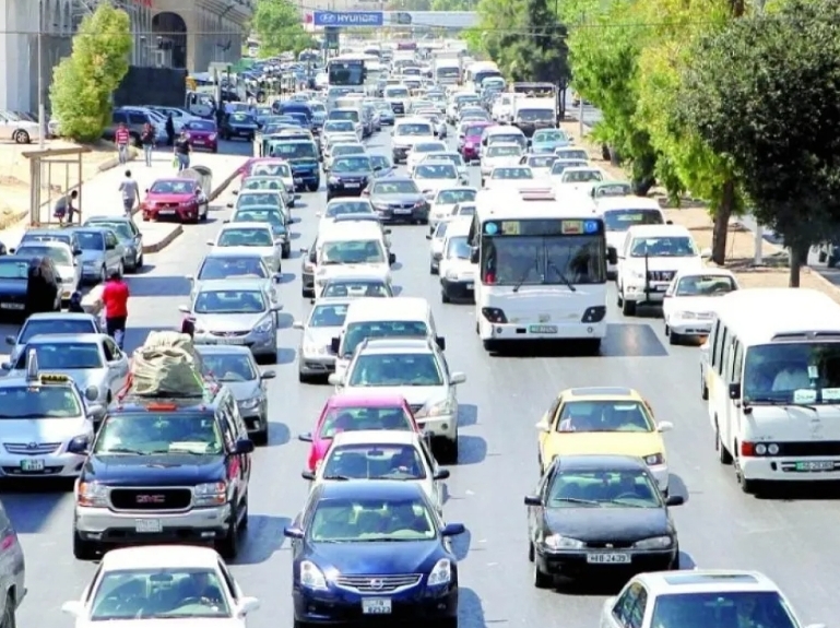 الأردن.. ازدحامات مرورية خانقة بأول أيام الدوام في رمضان