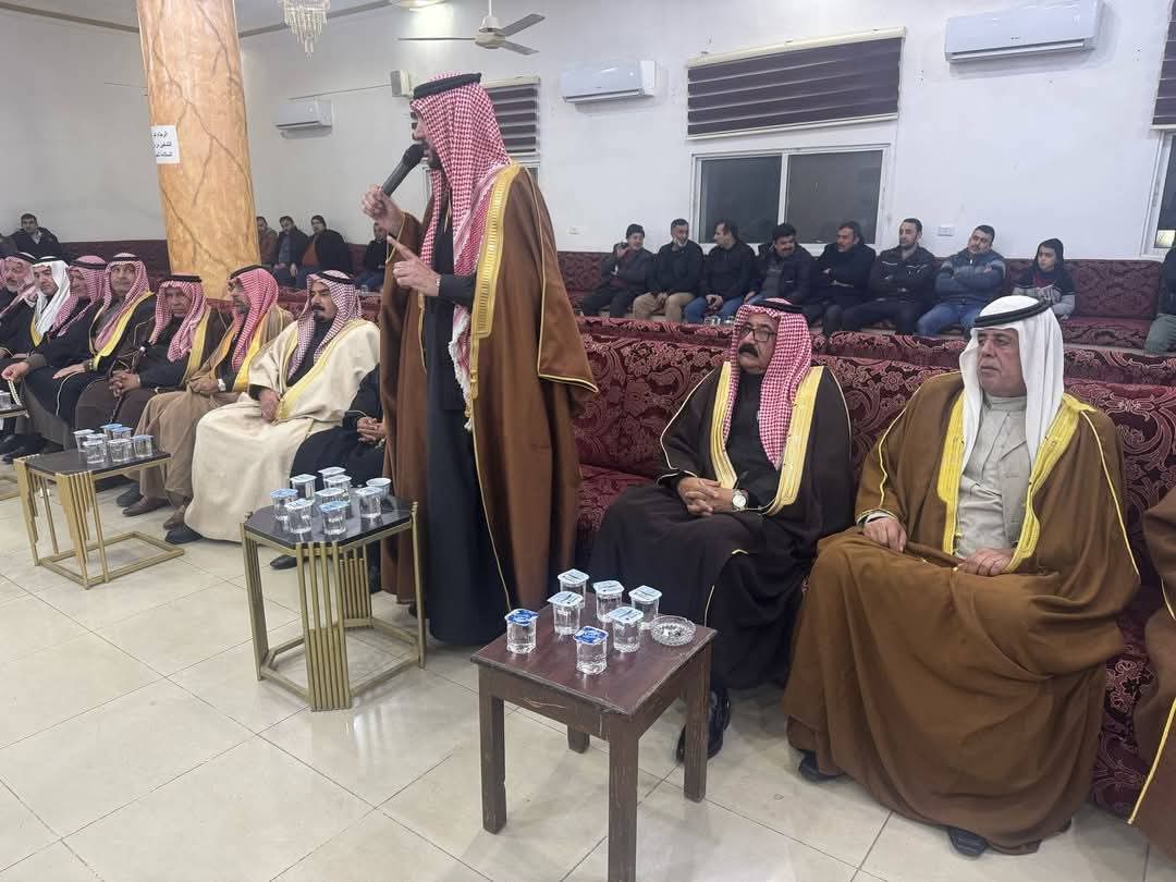 صلحة عشائرية بين عشيرة المومني وبني صخر برئاسة الشيخ عبدالكريم الحويان...صور