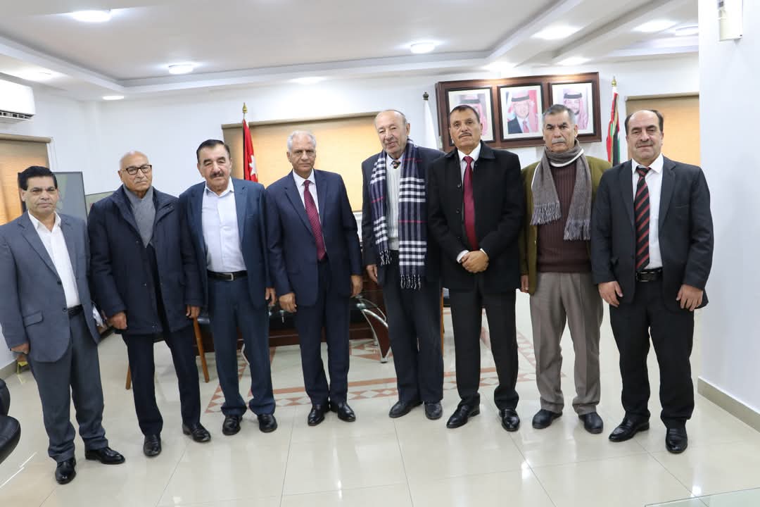 الرقاد يلتقي رئيس وعدد من اعضاء تجمع البلقاء للمتقاعدين العسكريين