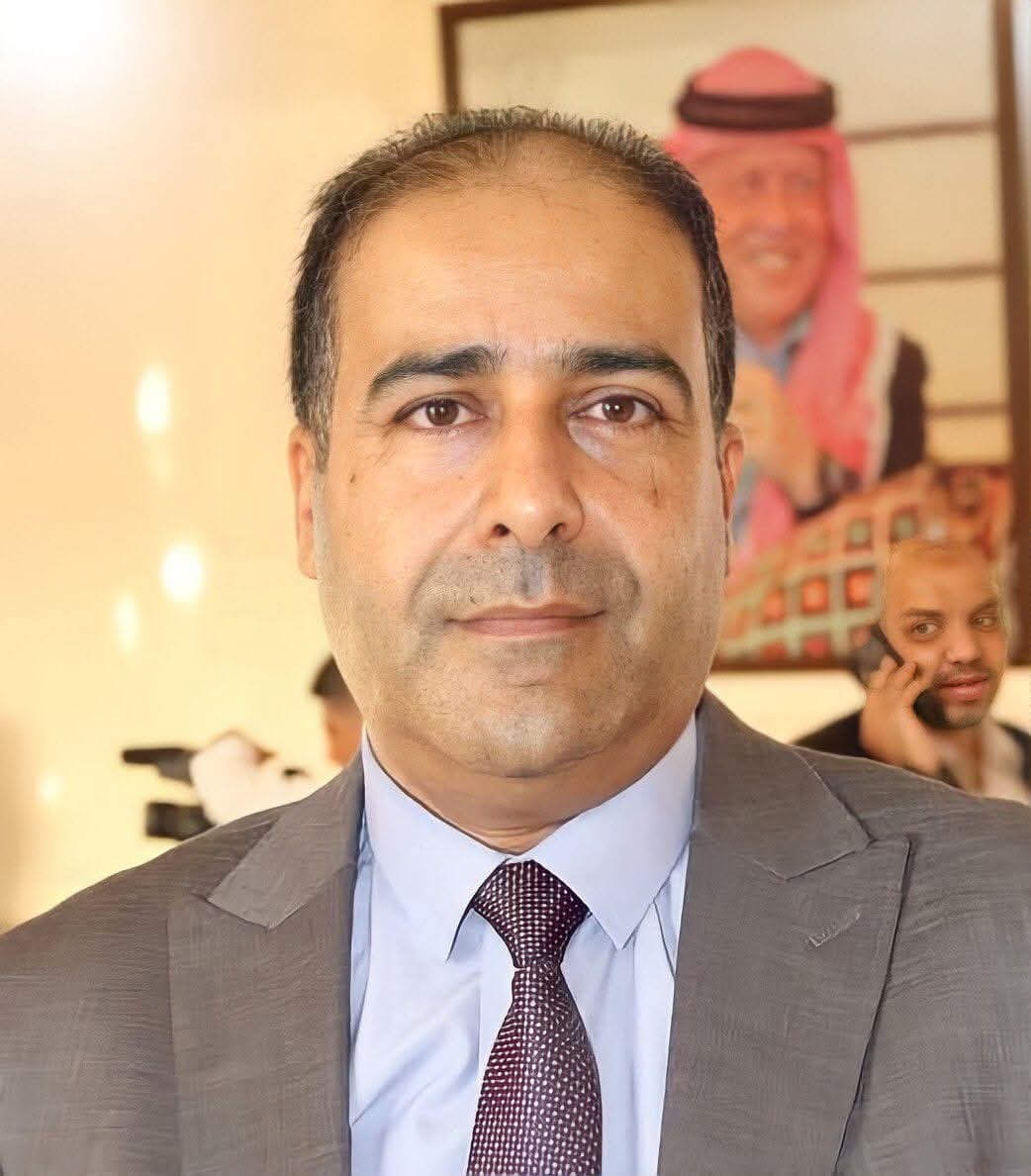 ترفيع المهندس غالب الحماد بني صخر إلى الدرجة الخاصة في مؤسسة الاقراض الزراعي