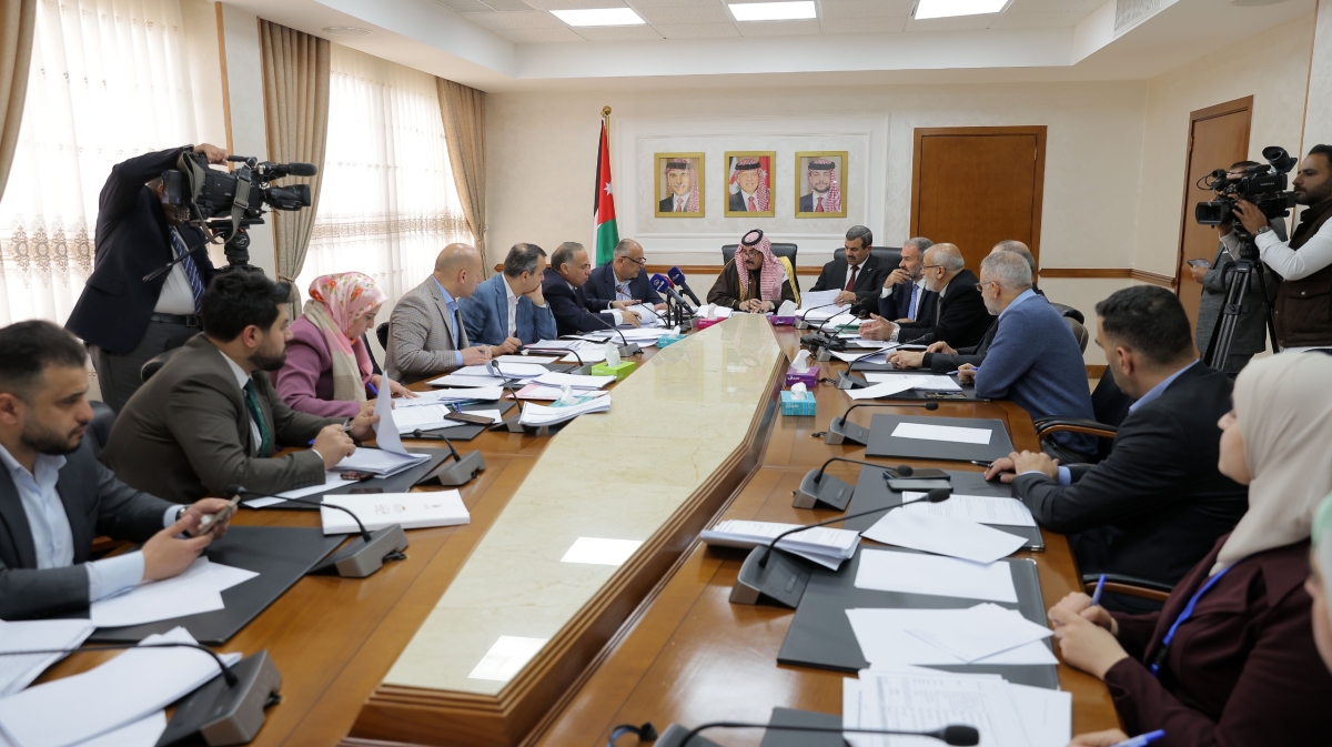 النيابية المشتركة تناقش مشروع قانون الطيران المدني