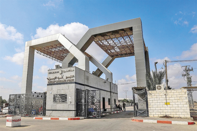 معبر رفح البري يستقبل 25 مصابًا فلسطينيًا