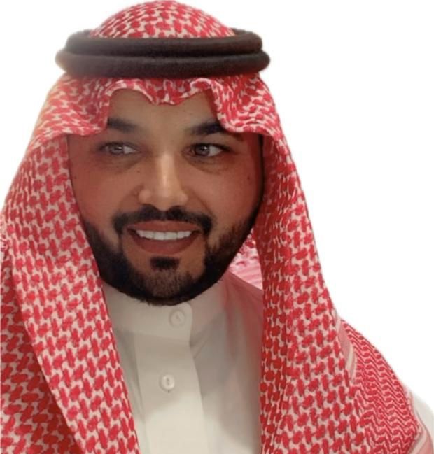 مخلد الظفيري: رحلة إعلامي ملهم للشباب
