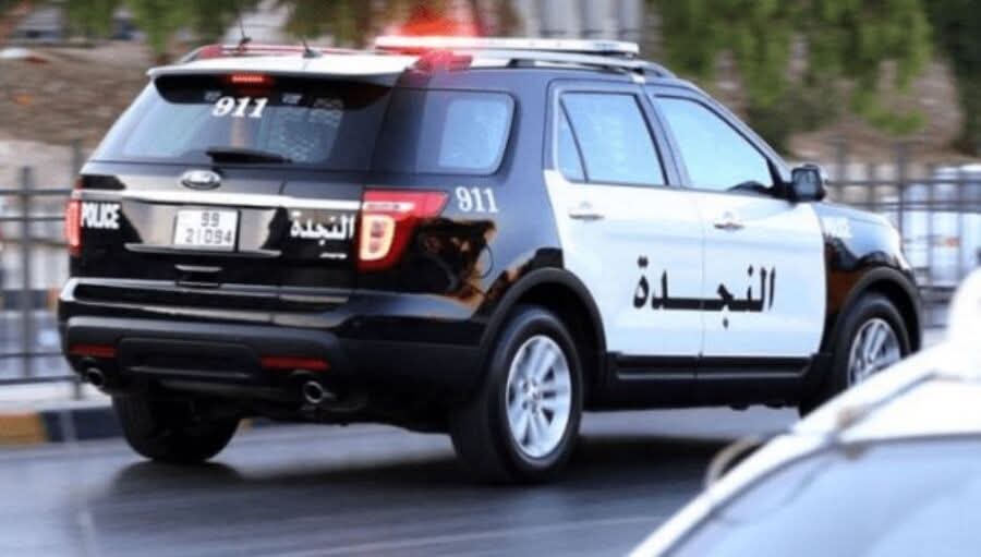 قوة أمنية تتعامل مع مشاجرة في مخيم جرش