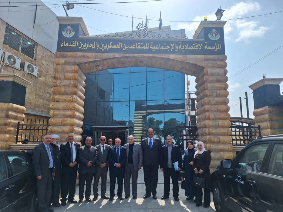 الرقاد يبحث تعزيز التعاون مع متقاعدي جنوب شرق عمان