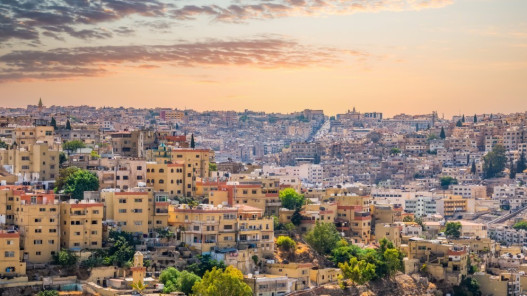 47.1  من إجمالي سكان الأردن إناث و52.9 ذكور لنهاية 2024