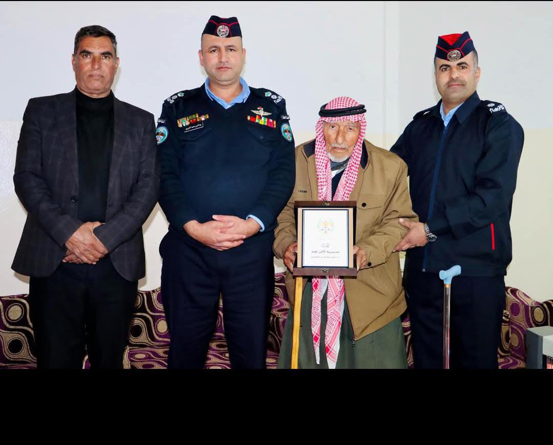 ادارة شؤون المتقاعدين العسكريين تقوم بزيارة للرقيب المتقاعد خالد مسلم الدهامشه