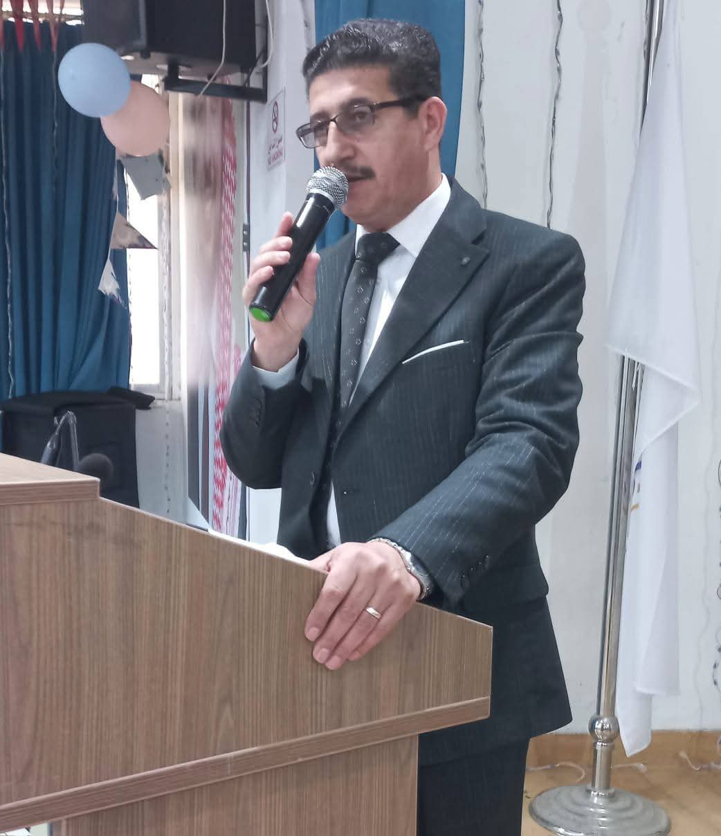 تربية مادبا تبحث توزيع طلبة الحادي عشر على الحقول الأكاديمية