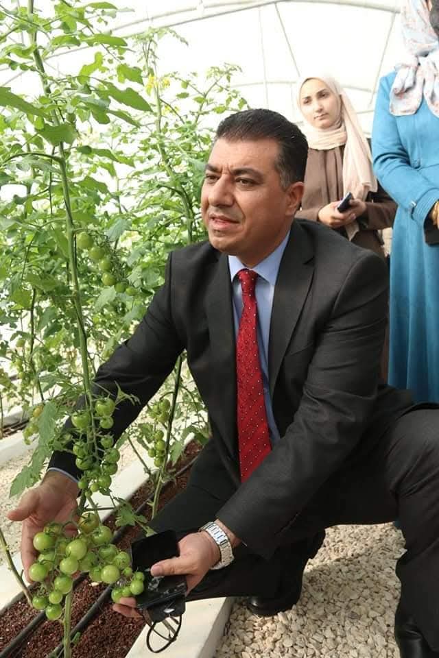 الحجايا يكتب وزير الزراعة الحنيفات.... وما شهدنا إلا بما علمنا.
