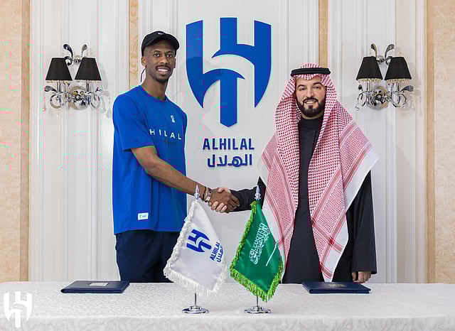 الهلال السعودي يُجدِّد علاقته بـكنو قائلاً: يواصل مسيرة المجد