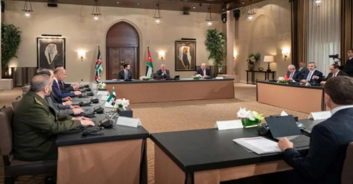 الملك يستقبل ممثلي الدول المشاركة في اجتماع دول الجوار السوري