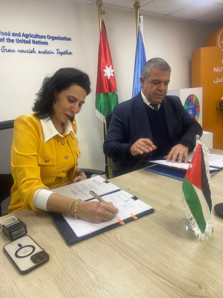 الفاو وفال تتعاونان لتعزيز الزراعة الذكية مناخياً في الأردن