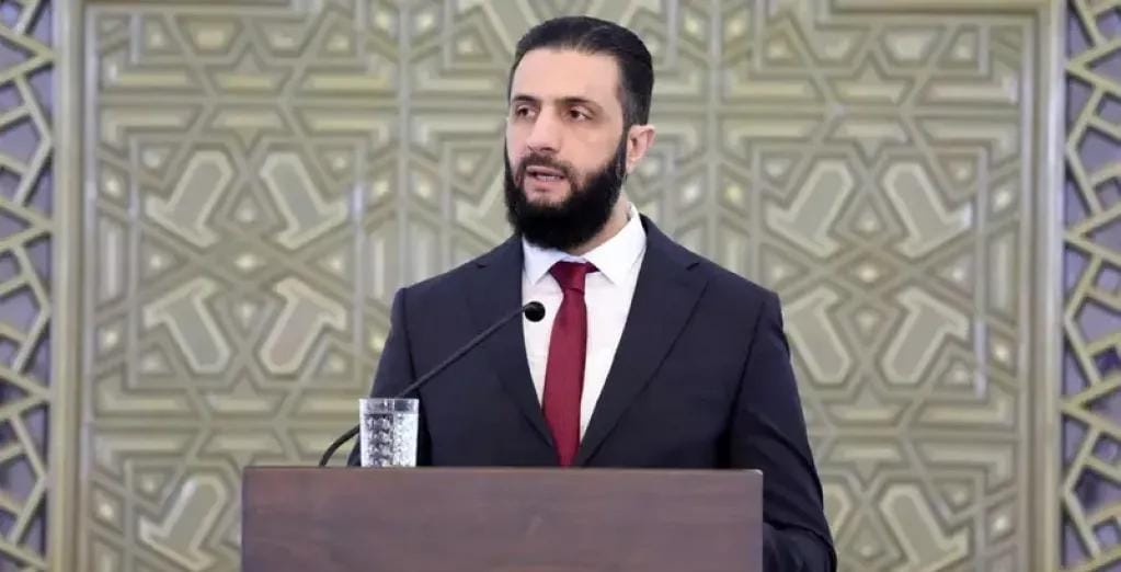 عاجل: الرئيس السوري أحمد الشرع: هناك من يحاول جرنا إلى حرب أهلية والنظام الساقط خلّف جراحًا عميقة