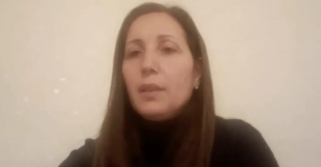 أول إجراء للرئيس”أحمد الشرع” تجاه الناشطة ”هنادي زحلوط” التي جرى قتل أفراد عائلتها في الساحل السوري