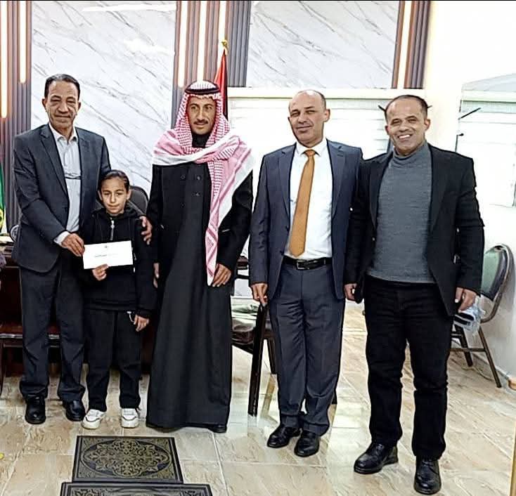 الزبن يسلم الجوائز للفائزات في مسابقة الملكة علياء للمسؤولية الاجتماعية في تربية الموقر ...صور