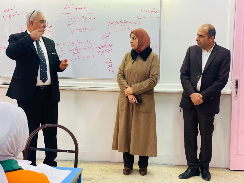 جويعد يتفقد مدرسة خديجة بنت خويلد الثانوية