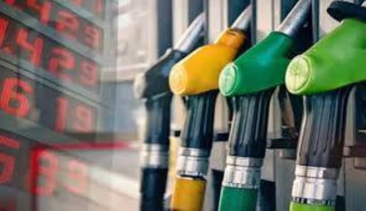 انخفاض أسعار المشتقات النفطية في الأسواق العالمية