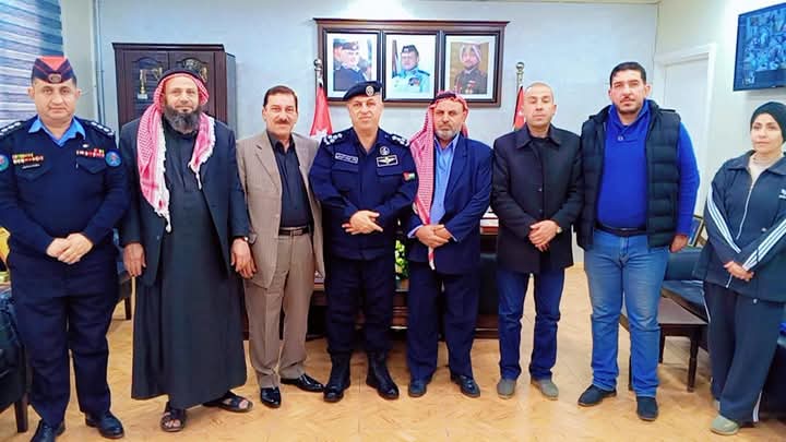 مدير شرطة جرش يلتقي متقاعدي الأمن العام لتعزيز التواصل والتعاون