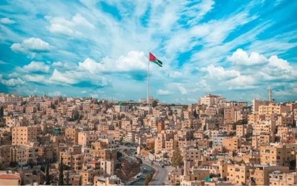 ارتفاع قليل على درجات الحرارة تفاصيل الحالة الجوية يوم الثلاثاء