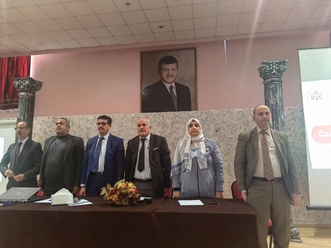 نادي معلمي الزرقاء يحتضن اللقاء التعريفي حول توزيع طلبة الصف الحادي عشر على المسار الأكاديمي