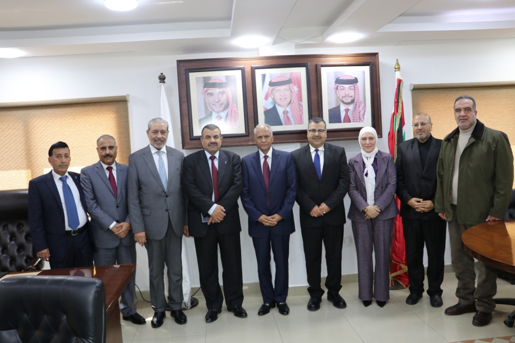الرقاد يستقبل وفدين نيابيين ويبحث دعم المتقاعدين العسكريين