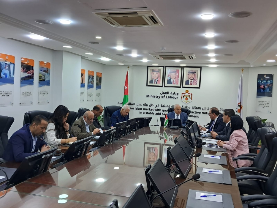 مذكرة تفاهم بين وزارة العمل ونقابة المقاولين
