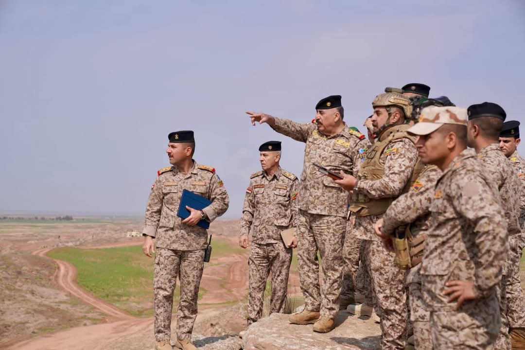 العراق : قائد القوات البرية يزور قيادتي عمليات شرق صلاح الدين وديالى