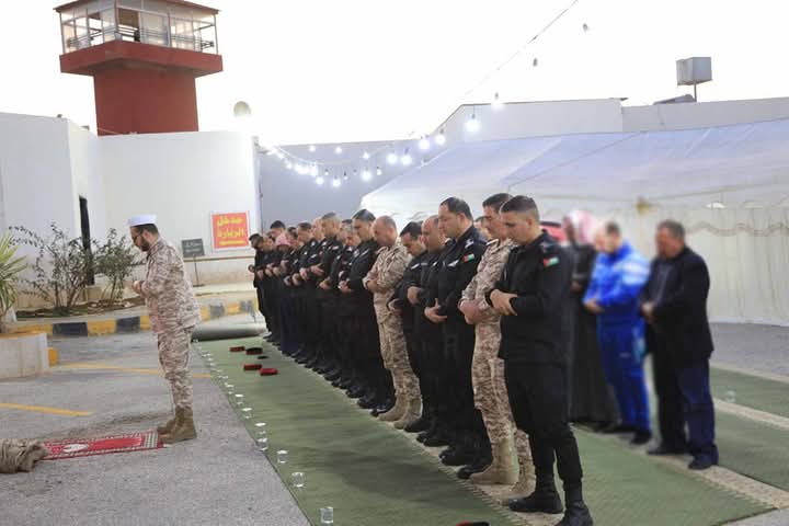 إفطارات رمضانية للنزلاء وذويهم على موائد مركز الاصلاح والتأهيل العسكري