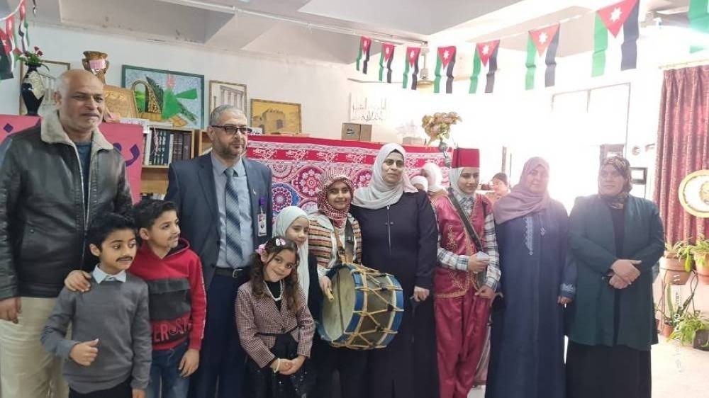 افتتاح معرض رمضان بالحب يجمعنا في مدرسة دير ابي سعيد