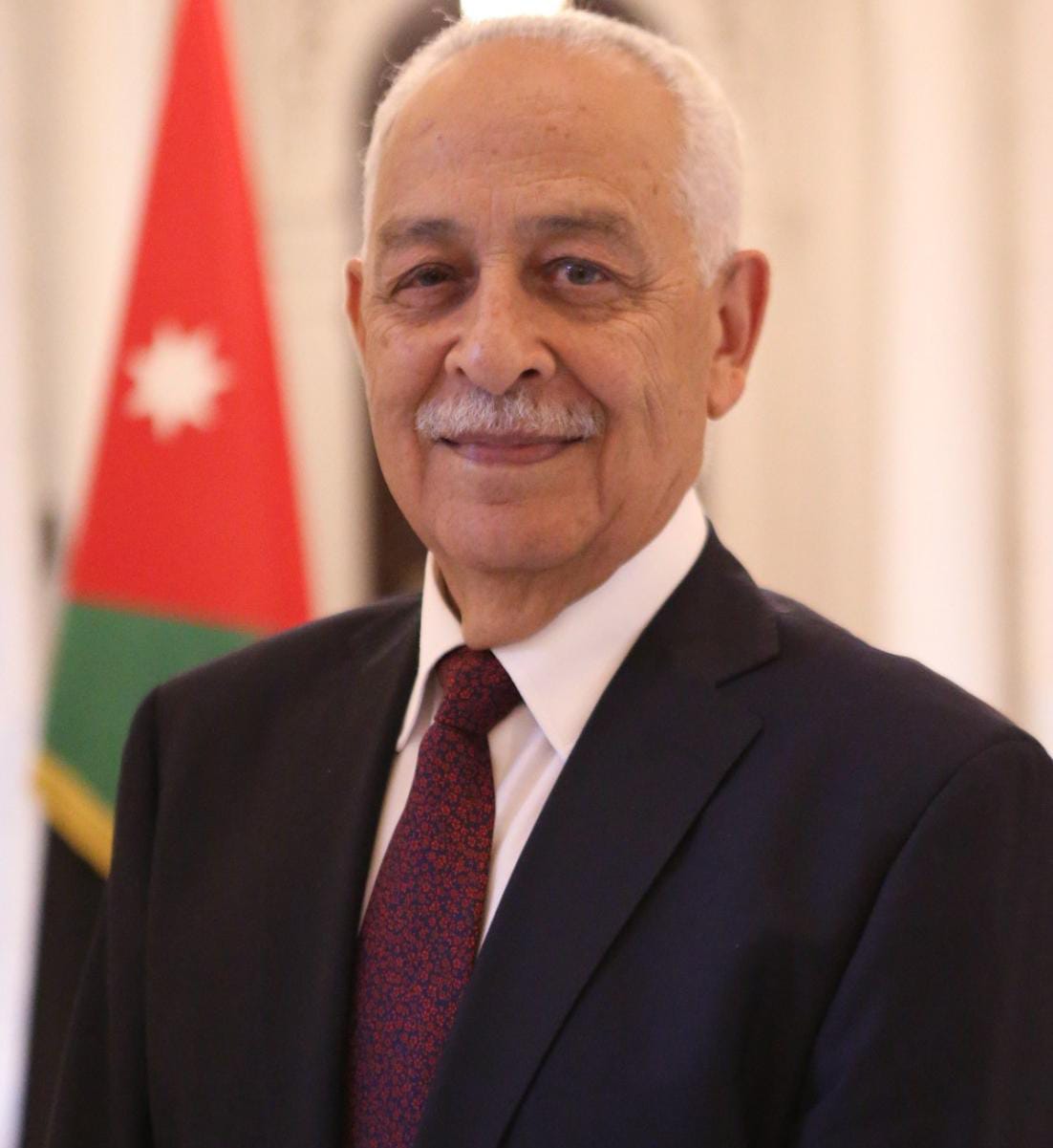 مندوبا عن الملك وولي العهد.. العيسوي يعزي السردية