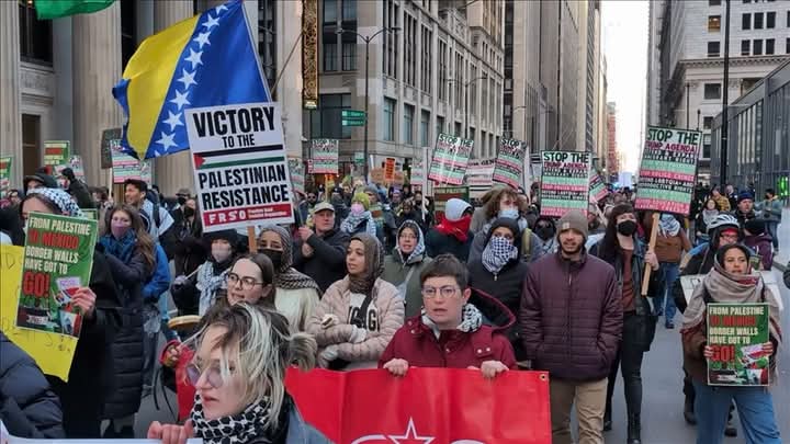 احتجاجات في شيكاغو للمطالبة بالإفراج عن الناشط الفلسطيني محمود خليل
