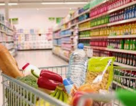 حماية المستهلك: استقرار أسعار السلع في السوق المحلية