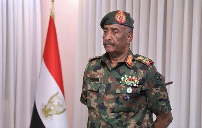 البرهان: القوات المسلحة  ستظل سداً منيعاً ضد كل من تسول له نفسه المساس بأمن واستقرار السودان