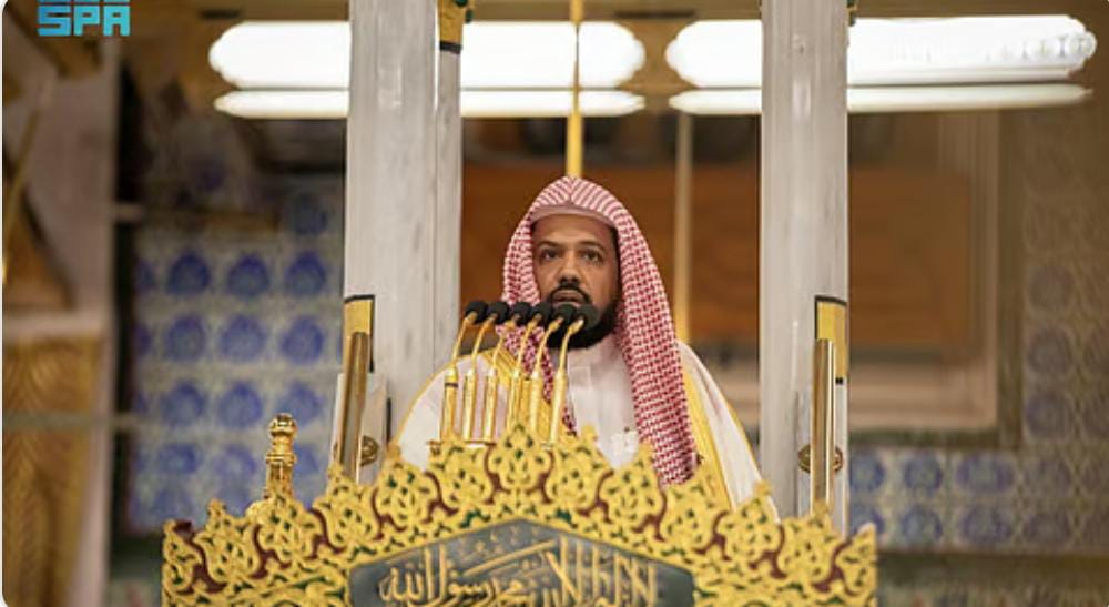 الزكاة حصن القلوب وطهارة الأموال.. خطيب المسجد النبوي يدعو إلى إحسان العبادة في الشهر الفضيل