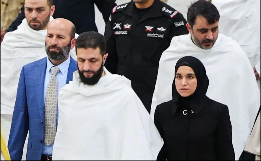 لطيفة الدروبي .. لماذا أشعلت زوجة الشرع فضول السوريين والعرب؟ (القصة الكاملة لسيدة القصر)