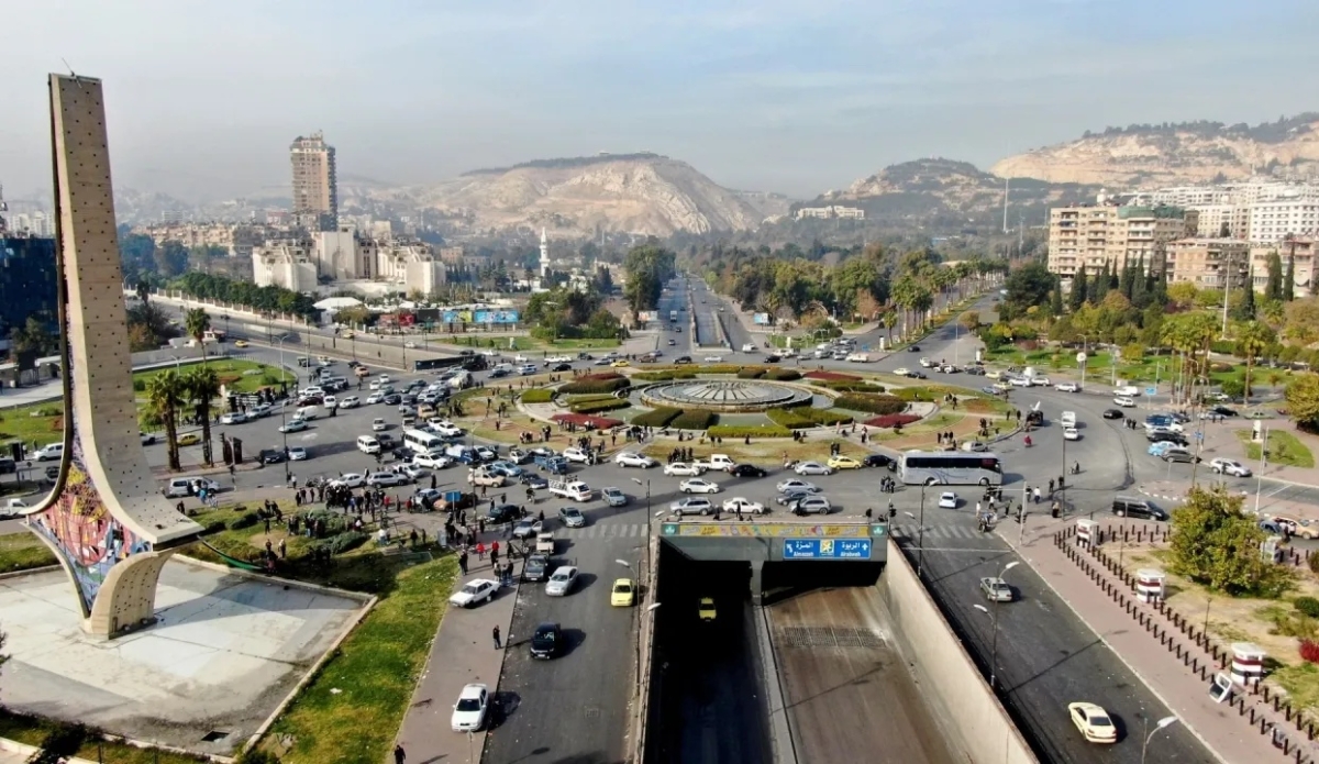 الشرع يقرر صرف منحة مالية بمناسبة عيد الفطر لجميع العاملين والمتقاعدين