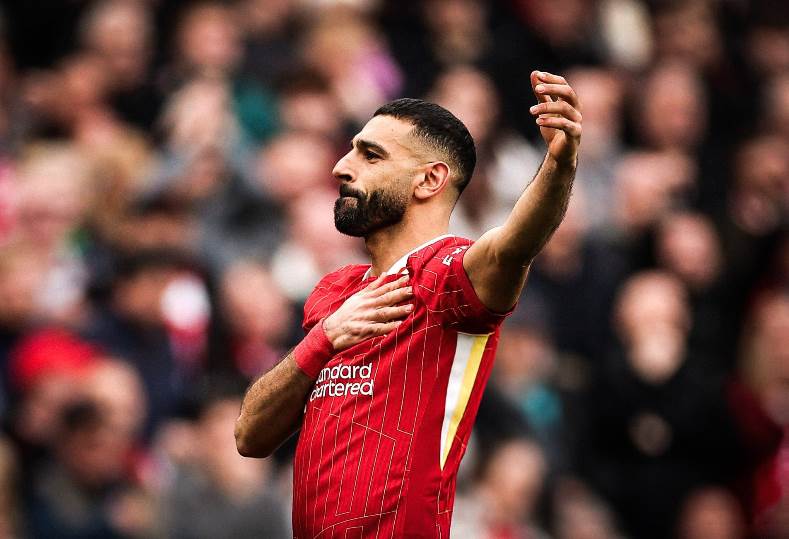 دموع محمد صلاح  تثير الشكوك في ليفربول
