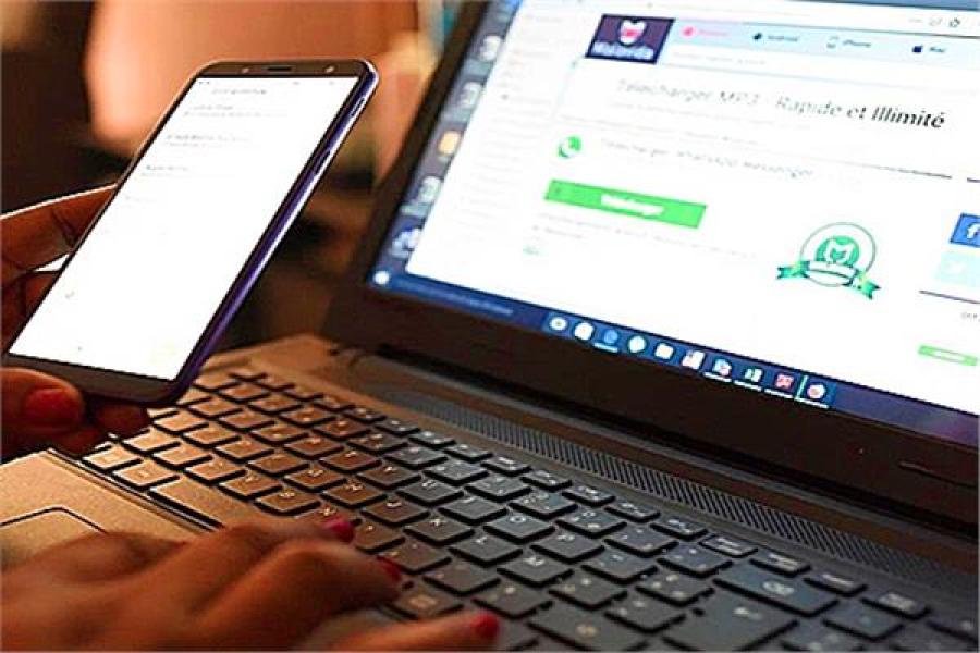 مبارك ربحت بطاقة بقيمة 500 دينار بمناسبة عيد الفطر .. خبير أمن سيبراني يحذر المواطنين من هذه الرسالة