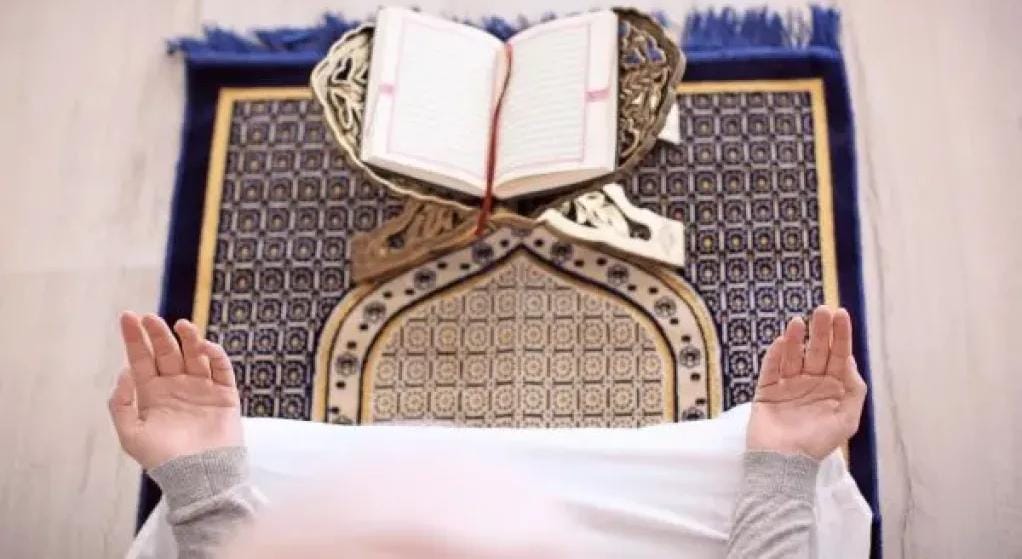 اليكم دعاء فجر اليوم السابع عشر من رمضان – الإثنين 17 مارس