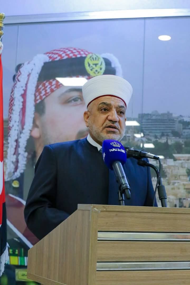 وزير الأوقاف يفتتح اليوم الخيري والطبي المجاني في الرصيفة