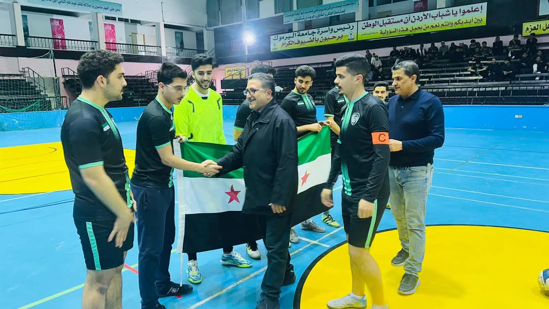 مندوبًا عن رئيس جامعة اليرموك .. عميد شؤون الطلبة  ابو دلو  يرعى افتتاح بطولة خماسي كرة القدم للطلبة الدوليين