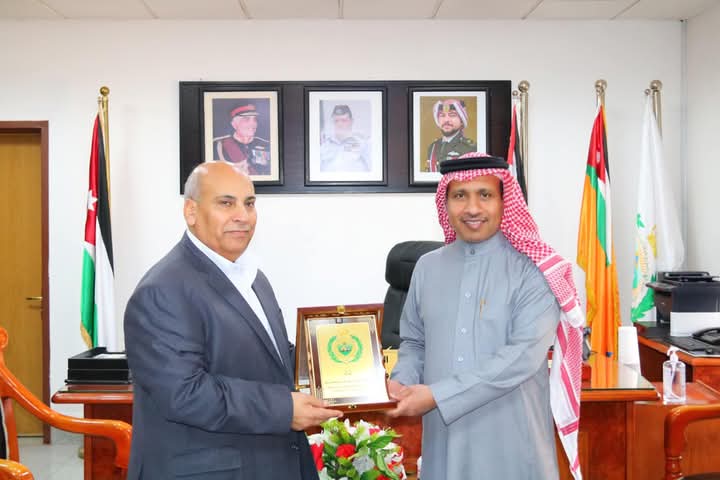 القائم بأعمال الملحقية الثقافية السعودية يزور أكاديمية الأمير حسين بن عبدالله الثاني للحماية المدنية
