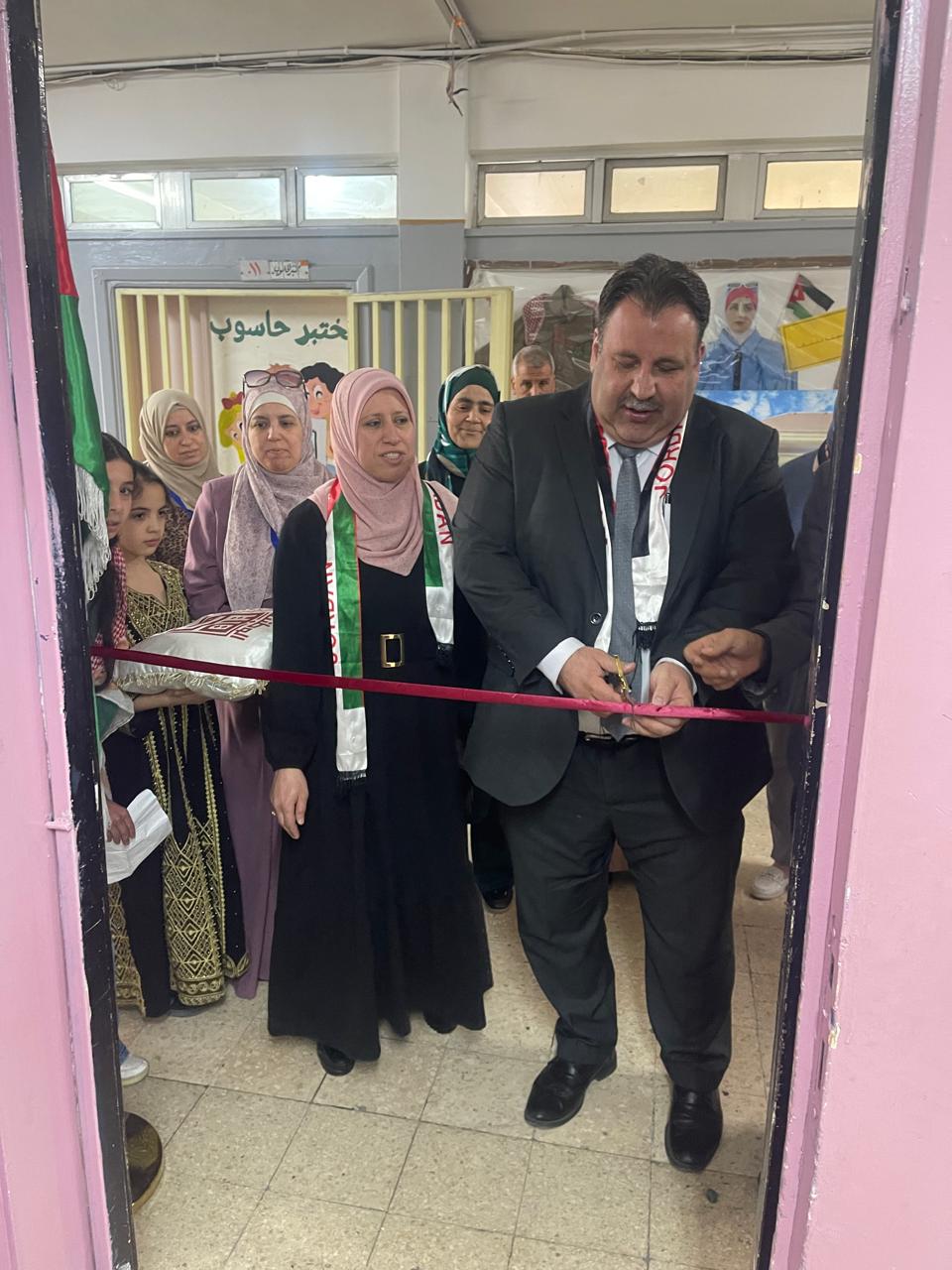 المكتبة الوطنية تقيم معرض صور وكتب بمناسبة ذكرى معركة الكرامة...صور