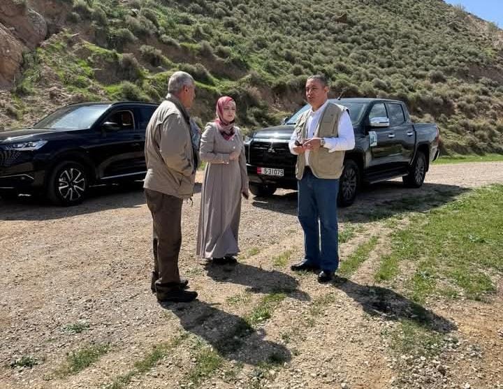 رئيس مجلس محافظة البلقاء يتفقد الطرق الحيوية
