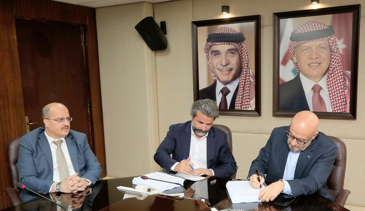 المياه توقع اتفاقية الأعمال المبكرة مع شركة الناقل الوطني