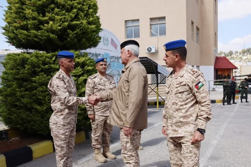 رئيس هيئة الأركان المشتركة يزور مديرية الدفاع الجوي الميداني الملكي..صور